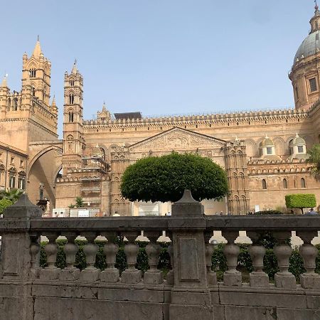 Suite Alla Cattedrale Palermo Exteriör bild