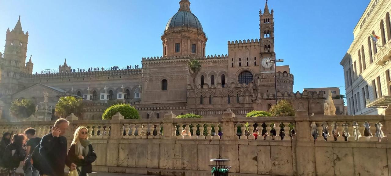 Suite Alla Cattedrale Palermo Exteriör bild